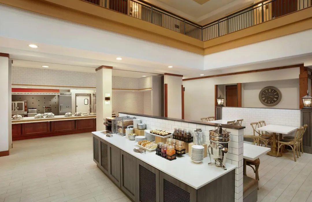 Embassy Suites By Hilton Denver International Airport-1