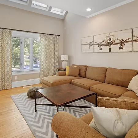 3Br Home Near Cheesman Park 30 Day-2